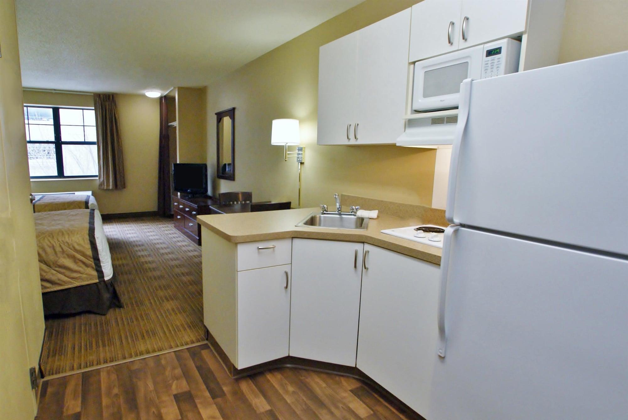 פרמינגטון הילס Extended Stay America Suites - Detroit - Southfield - I-696 מראה חיצוני תמונה